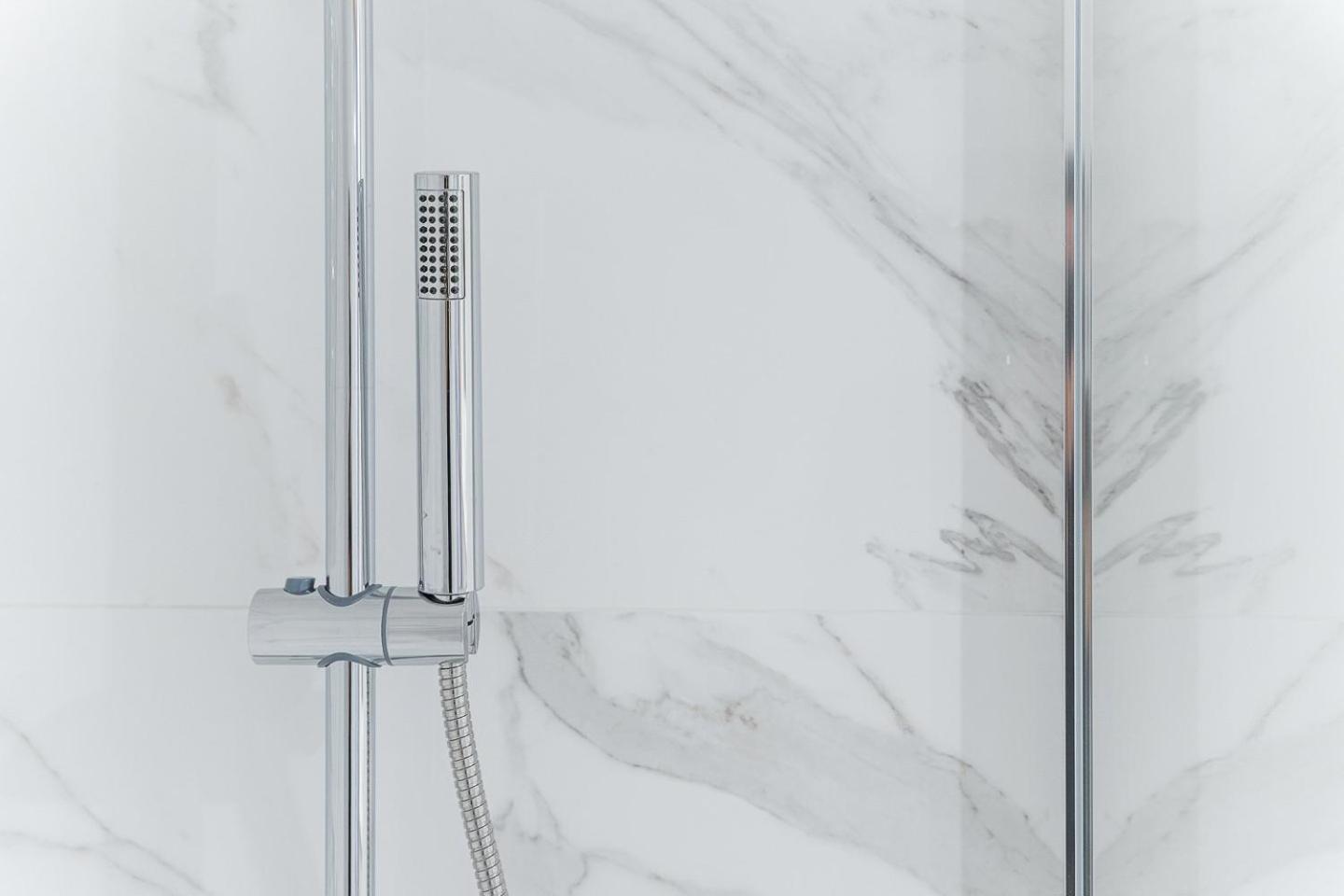 Guestready - Sleek Monochromatic In Bonfim Apartment Porto Luaran gambar