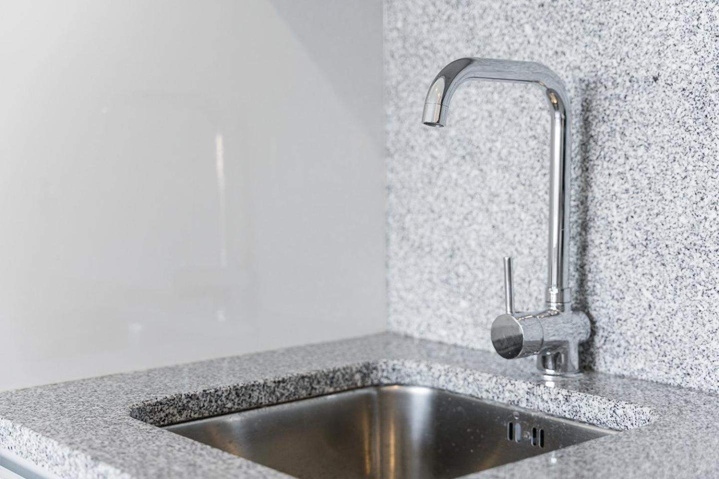Guestready - Sleek Monochromatic In Bonfim Apartment Porto Luaran gambar